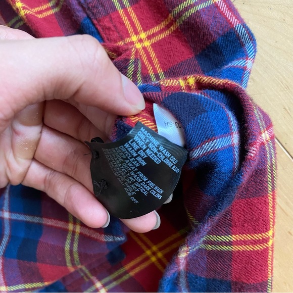 Uniqlo Plaid Flannel size XL - Picture 8 of 8